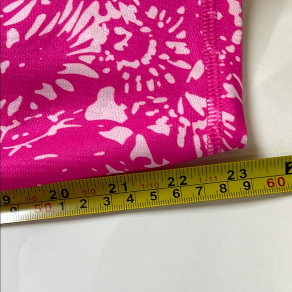 Under Armour Hot Pink Patterned Leggings - Picture 10 of 12